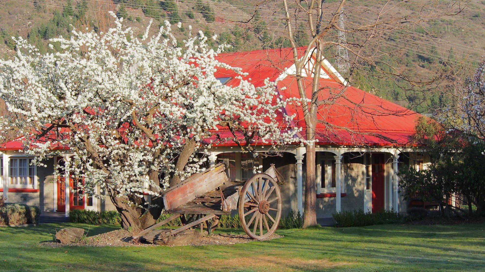 Hartley Homestead Boutique 4*